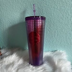 Starbucks 24 OZ cold cup (shiny purple/pink)